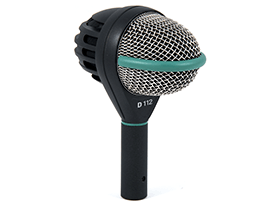 AKG - D112